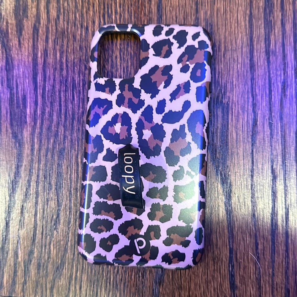LOOOPY CASE